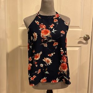Halter tie tank